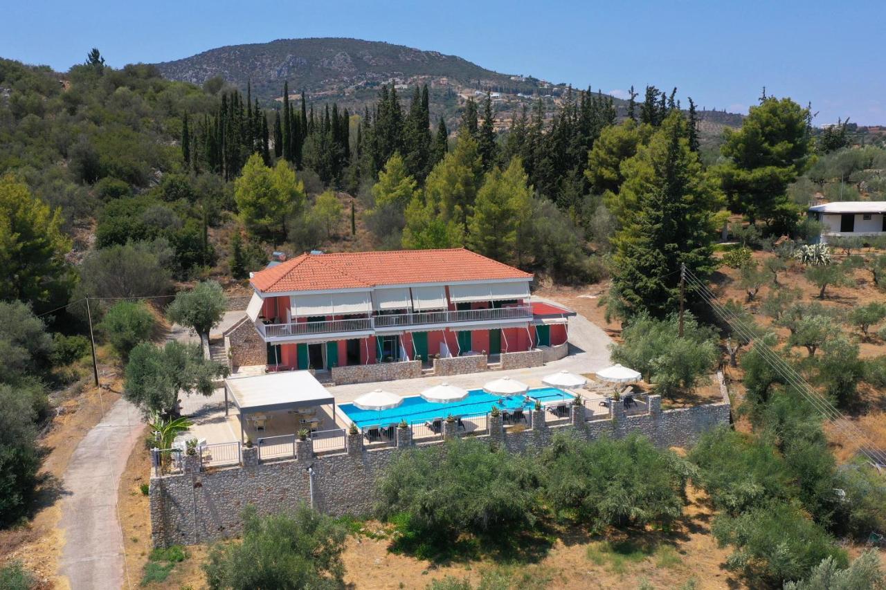 Villa Lilly Tolón Buitenkant foto